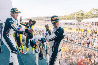 12h Bathurst 2025 -  Meguiar’s Bathurst 12 Hour - Intercontinental GT Challenge Round 1 - Foto: Gruppe C Photography; #32 BMW M4 GT3, Team WRT: Augusto Farfus, Sheldon van der Linde, Kelvin van der Linde
 | Gruppe C Photography