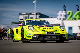 53. ADAC RAVENOL 24h Nürburgring 2025 - Foto: Gruppe C Photography; #911 Porsche 911 GT3 R (992), Manthey EMA: Kevin Estre, Ayhancan Guven, Thomas Preining
 | Gruppe C Photography