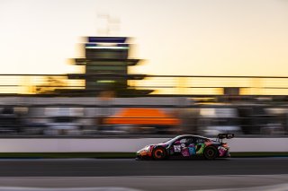 #32 Porsche 911 GT3 R (992) of Kyle Washington / Tom Sargent / Klaus Bachler, GMG Racing, Indy 8H, IGTC, Pro-Am, SRO America, Indianapolis Motor Speedway, Indianapolis, IN, Oct 16–19, 2025
 | Fabian Lagunas | www.lagunasphotography.com | For SRO Motorsports Group 2025
