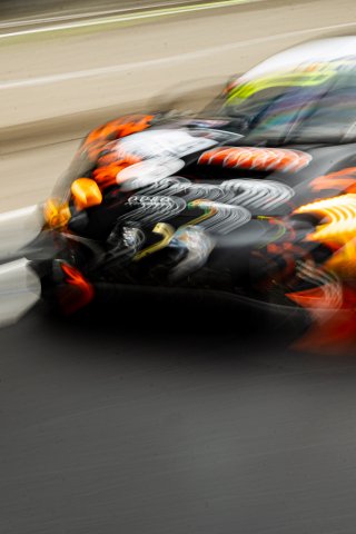 49th SUZUKA 1000km - Intercontinental GT Challenge Round 4 - Foto: Gruppe C Photography; #45 Ferrari 296 GT3, PONOS RACING: Yorikatsu Tsujiko, Kei Cozzolino, Yusuke Yamasaki
 | Gruppe C GmbH