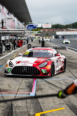 49th SUZUKA 1000km - Intercontinental GT Challenge Round 4 - Foto: Gruppe C Photography, 69 Mercedes-AMG GT3 EVO, GetSpeed: Anthony Mcintosh, Philip Ellis, Steve Jans
 | Gruppe C GmbH