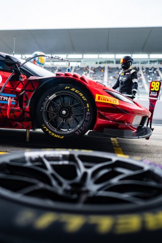 49th SUZUKA 1000km - Intercontinental GT Challenge Round 4 - Foto: Gruppe C Photography; #98 Ferrari 296 GT3, K-tunes Racing: Daisuke Yamawaki, Shinichi Takagi, Sean Walkinshaw
 | Gruppe C GmbH