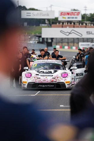 49th SUZUKA 1000km - Intercontinental GT Challenge Round 4 - Foto: Gruppe C Photography, #13 Porsche 911 GT3 R (992), Phantom Global Racing: JZ, Adderly Fong, Nico Menzel
 | Gruppe C GmbH