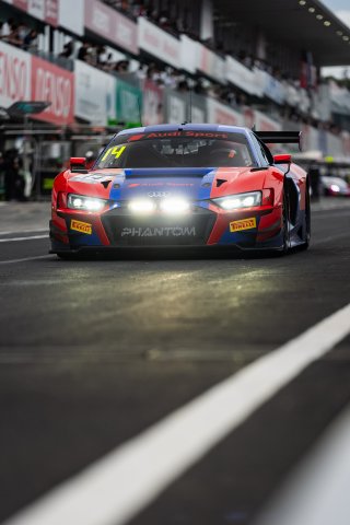 49th SUZUKA 1000km - Intercontinental GT Challenge Round 4 - Foto: Gruppe C Photography; 14 Audi R8 LMS GT3 EVO II, Audi Sport Asia Team Phantom: Cheng Congfu, Yu Kuai, Deng Yi
 | Gruppe C GmbH