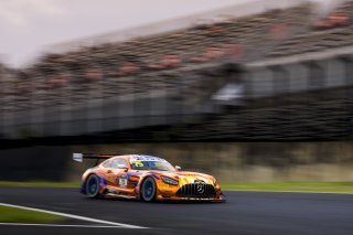 49th SUZUKA 1000km - Intercontinental GT Challenge Round 4 - Foto: Gruppe C Photography; #75 Mercedes-AMG GT3 EVO, 75 Express: Kenny Habul, Yannick Mettler, Dominik Baumann
 | Gruppe C GmbH