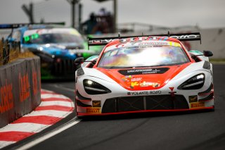 12h Bathurst 2026 -  Meguiar&rsquo;s Bathurst 12 Hour - Intercontinental GT Challenge Round 1 - Foto: Gruppe C Photography; #15 McLaren 720S GT3 EVO, Volante Rosso Motorsport: Bayley Hall, Rylan Gray, Marcos Flack
 | Gruppe C Photography