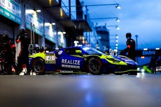 David Perel, Dennis Marschall, Thierry Vermeulen, Thomas Neubaue, REALIZE KONDO RACING with Rinaldi, pit lane, nurburgring, night, cloudy, pit stop, action, ferrari 296 gt3, team crew, realize group, yokohama, dekra, close-up, wide angle, focus, tension
 | Gruppe C Photography