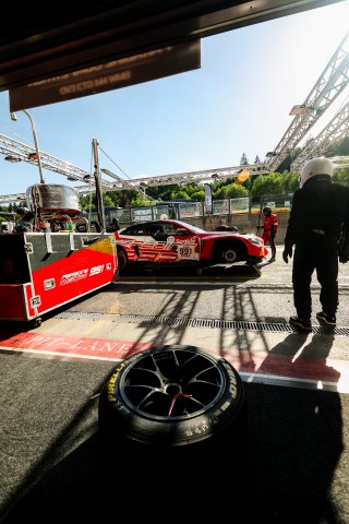 #991 - Paradine Competition - James KELLETT - Darren LEUNG - BMW M4 GT3 EVO | SRO / JEP