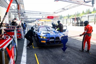 #992 - Paradine Competition - Christian HAHN - Josh ROWLEDGE - Jop RAPPANGE - BMW M4 GT3 EVO | SRO / JEP
