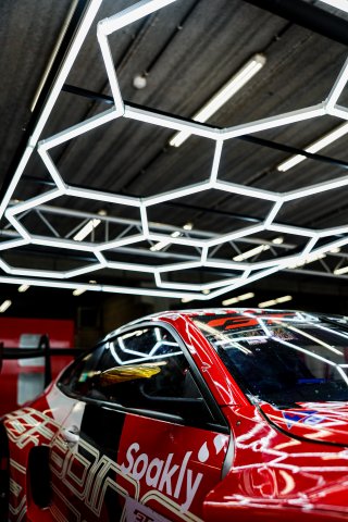 #991 - Paradine Competition - James KELLETT - Darren LEUNG - BMW M4 GT3 EVO | JEP / SRO