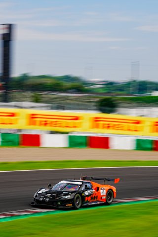45 Ferrari 296 GT3 EVO, PONOS RACING: Seita Nonaka, Takuro Shinohara, Tadasuke Makino
 | Gruppe C GmbH