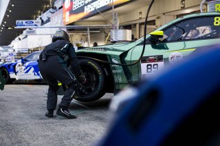 89 BMW M4 GT3 EVO, Team KRC: Ruan Cun Fan, Maxime Oosten, Max Hesse                      | Gruppe C GmbH