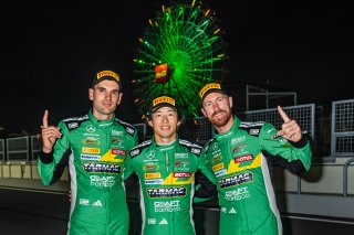 77 Mercedes-AMG GT3 EVO, Mercedes-AMG Team Craft-Bamboo Racing: Luca Stolz, Maxime Martin, Kakunoshin Ohta
 | SRO Motorsports Group