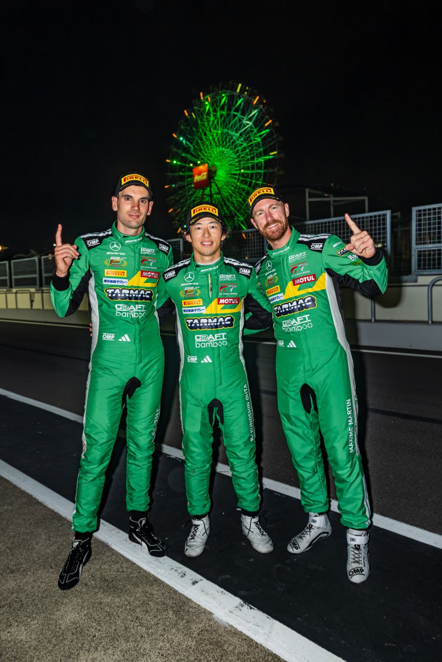 77 Mercedes-AMG GT3 EVO, Mercedes-AMG Team Craft-Bamboo Racing: Luca Stolz, Maxime Martin, Kakunoshin Ohta
