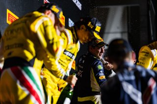 10 BMW M4 GT3 EVO, Team KRC: Brian Lee, Augusto Farfus, Marcelo Tomasoni                 | Gruppe C GmbH