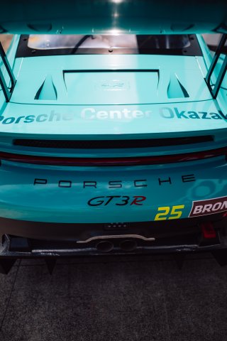 25 Porsche 911 GT3 R (992) EVO, Porsche Center Okazaki NK Racing: Kiyoshi Uchiyama, Tsubasa Kondo, Yuta Kamimura
 | Gruppe C GmbH